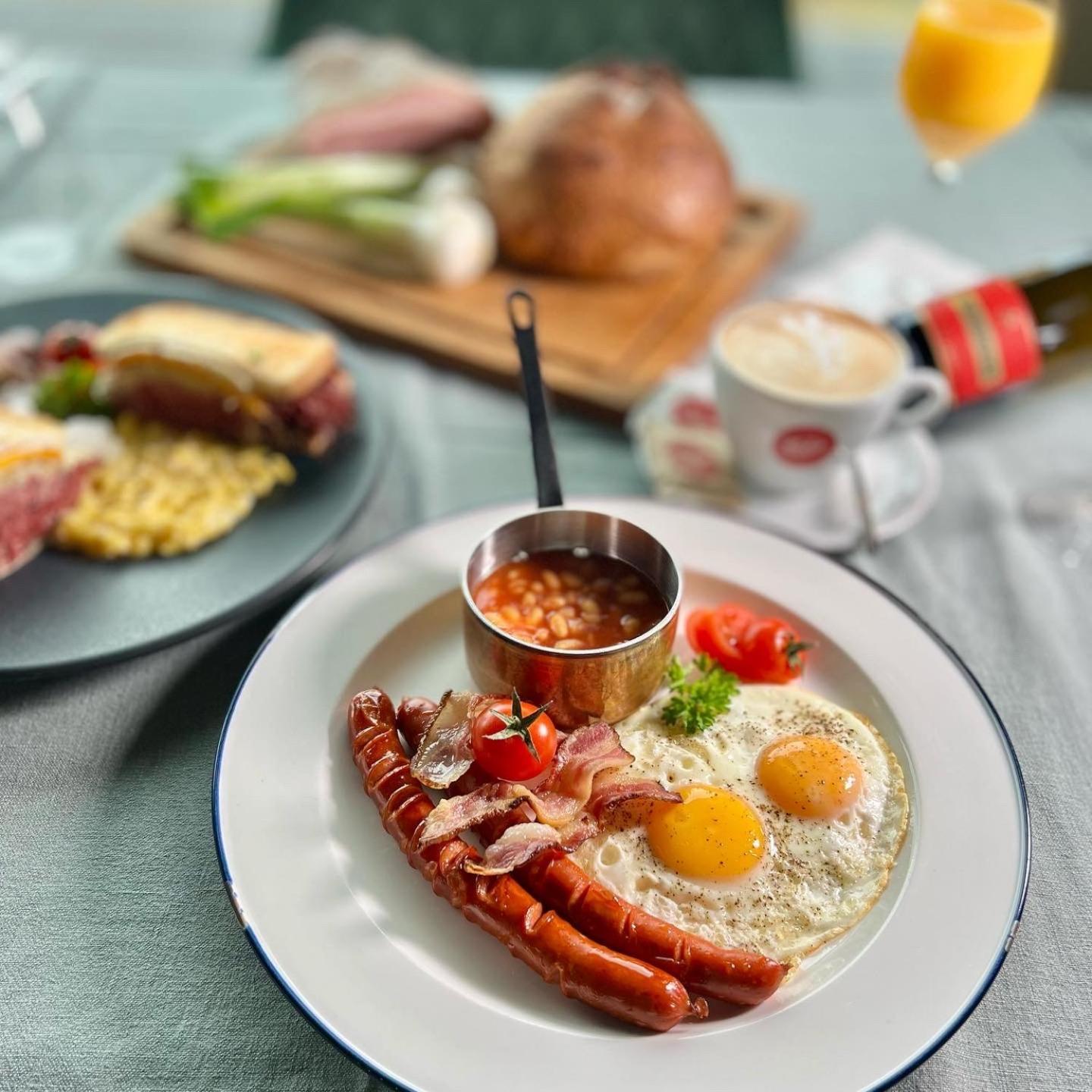 Restaurant & Pension U Hradu Šternberk المظهر الخارجي الصورة